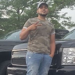 Meet your Posher, Luis felipe